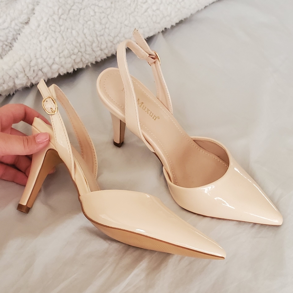 NEW Classy Sling Back Patent Nude Heels